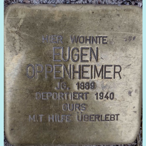 Stolperstein für Eugen Oppenheimer am Marktplatz 15, Foto: Matthias Pöhler