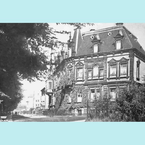 Wohnhaus und Praxis von Karl Schneider in der Hohenloherstraße/Süduferstraße Neunkirchen im Jahr 1930, Foto: Neunkirchen anno dazumal, S. 125.