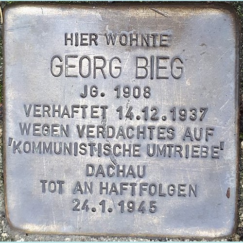 Stolperstein für Georg Bieg in Niederwürzbach, verlegt am 30. Mai 2009, Foto: Von Starkiller3010 - Eigenes Werk, CC BY 3.0, https://commons.wikimedia.org/w/index.php?curid=74264397